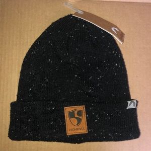 Cirque x Hi Fives Daily Pine beanie- NWT